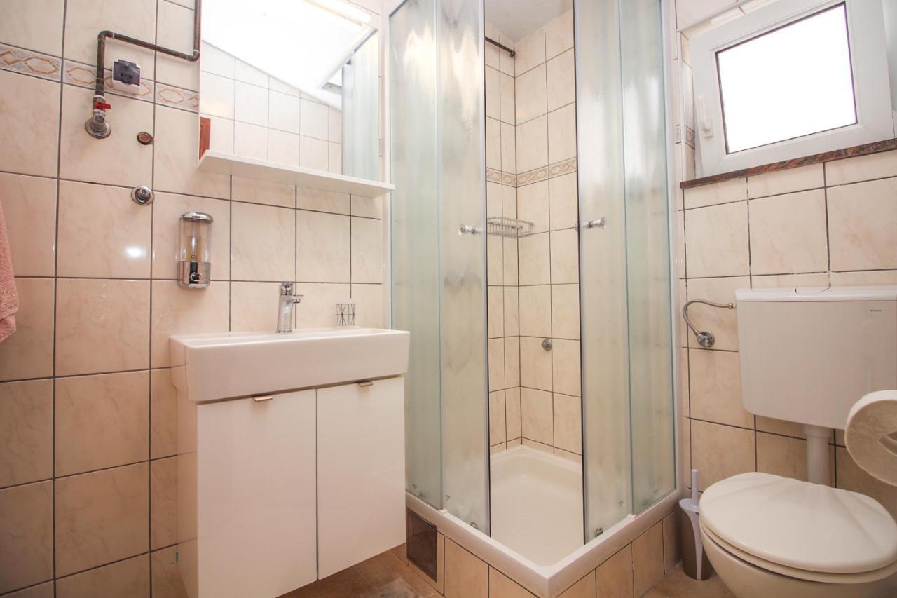 Goles Apartments-First Row To The Sea Рогозниця Екстер'єр фото